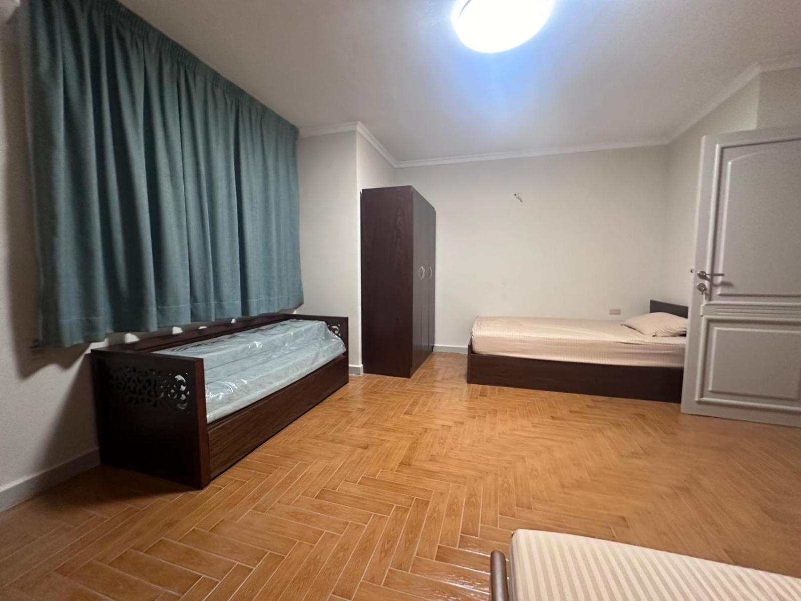 Gate Apartment